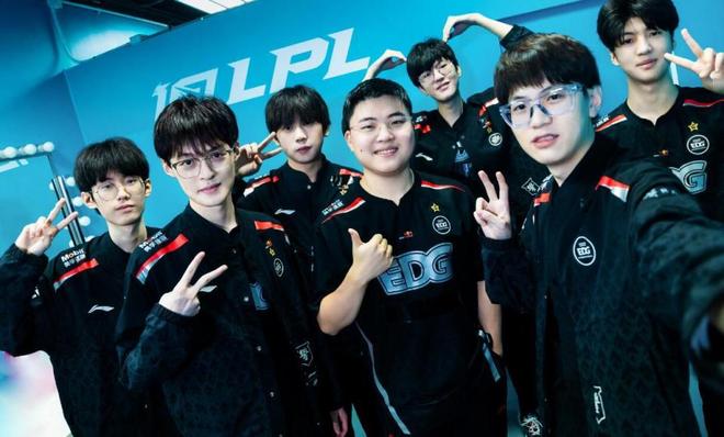 段艰难的历 段艰难的历